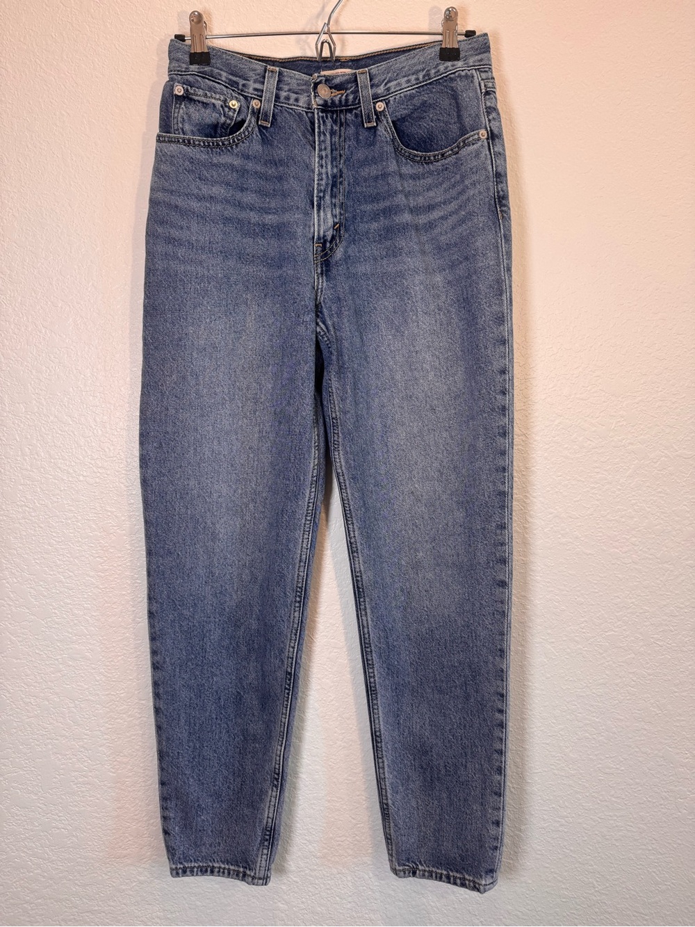 Levi's Women’s 80s Mom Jean High Rise 27